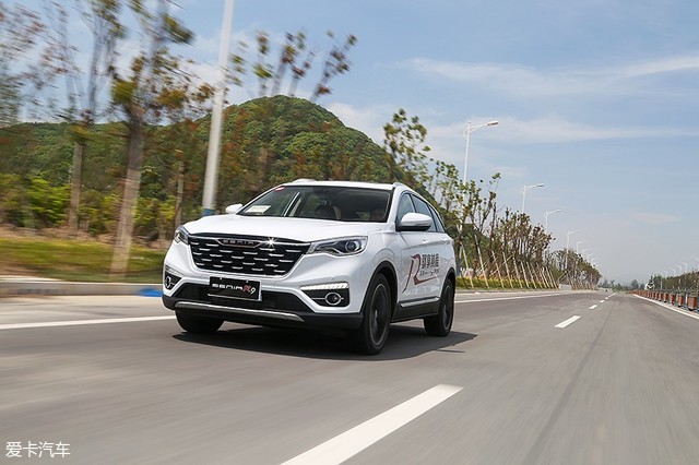 奔腾senia r9正式上市 售8.39-12.59万-新浪汽车