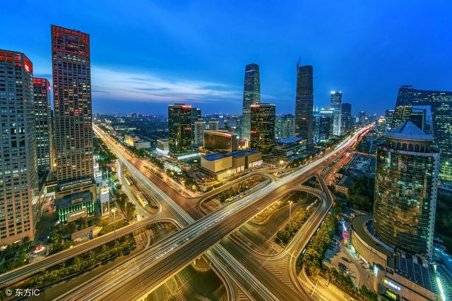 作为英雄城,南昌为什么没有隔壁长沙,武汉的经济发达?