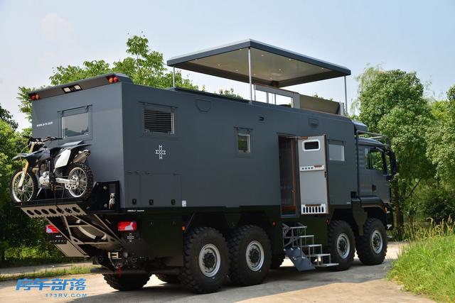 用1000万征服荒野走遍世界征服者f越野房车