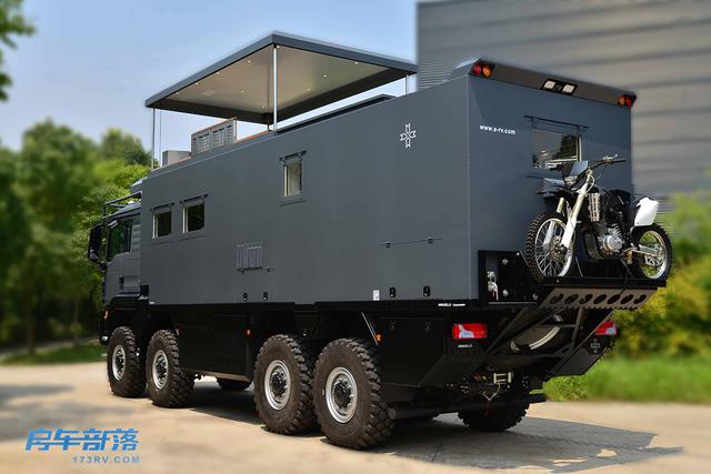 用1000万征服荒野走遍世界征服者f越野房车