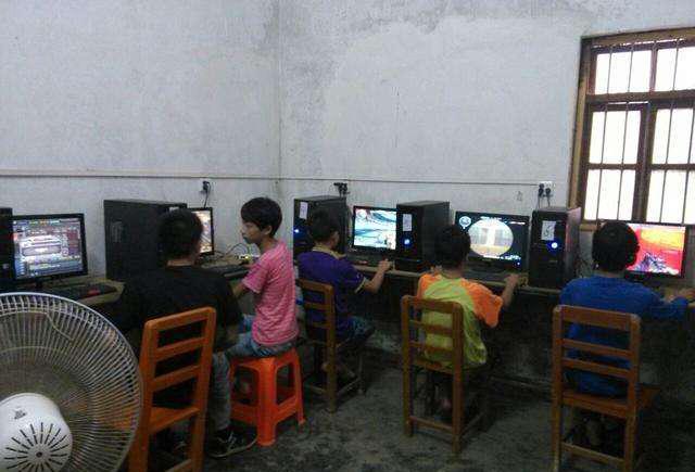 农村基本家家户户都有电脑,都开通网络,如果现在想开个网吧无非就是