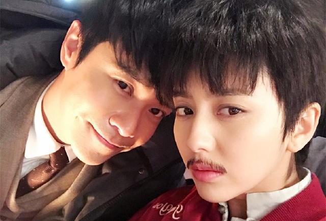 陈思诚全家近照, 妻子短发清纯温婉