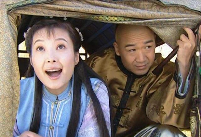 铁齿铜牙纪晓岚有多少个老婆和多少个儿子呢?