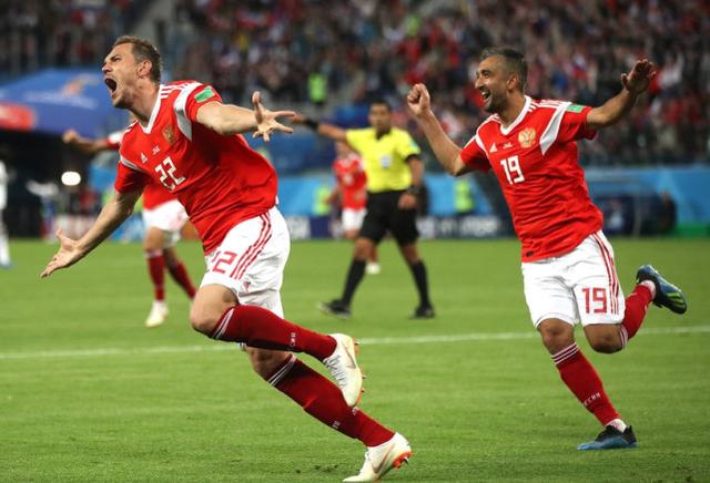 恭喜!世界杯首支出线球队诞生!十六强虚位以待