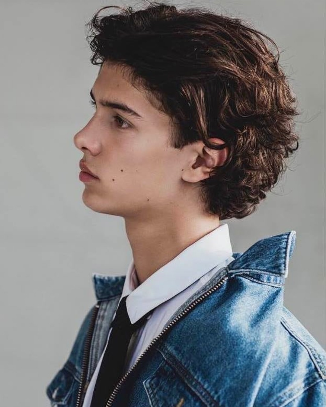 nikolai不必被迫去做任何事情他的未来要由自己作主