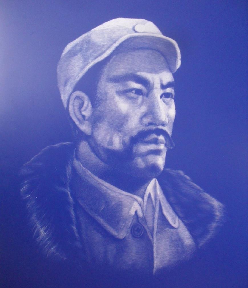 他一人将300日军困死深山,发现弟媳勾结特务后,狠心将其杀死!