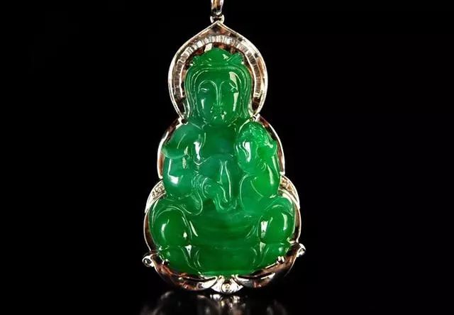 价值6.8亿"世界最大翡翠观音"被请走了!究竟何方神圣这么壕?