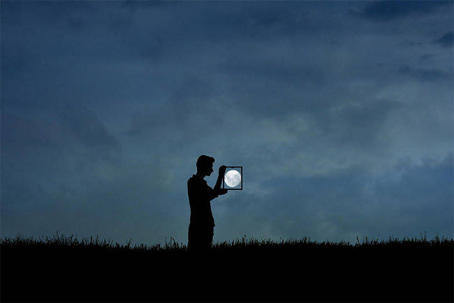 摄影| 一伸手,就抓到月亮了.