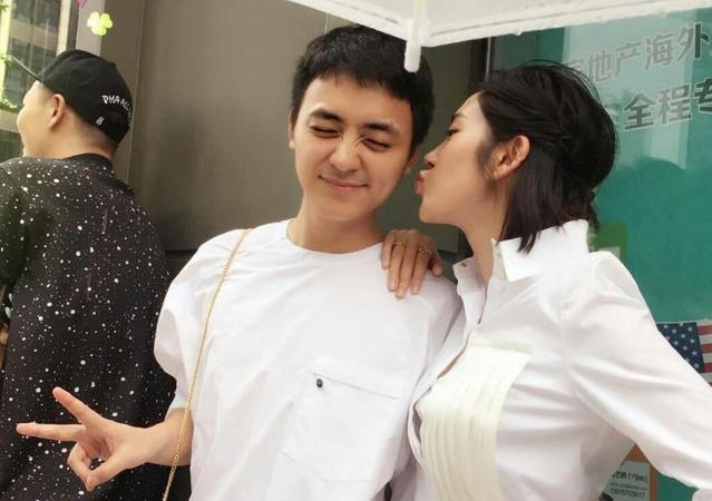 唐艺昕卷入吴秀波事件? 疑与经纪人暧昧照片遭曝光, 网友: 真乱