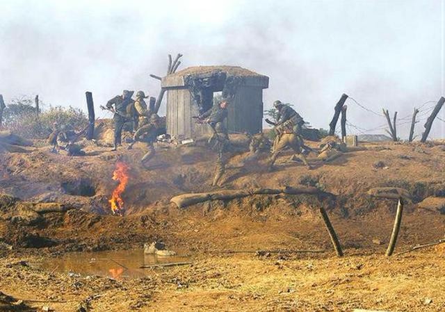 司令一筹莫展,农妇背来一筐死鱼,全歼30敌军|游击队|据点|鬼子_新浪