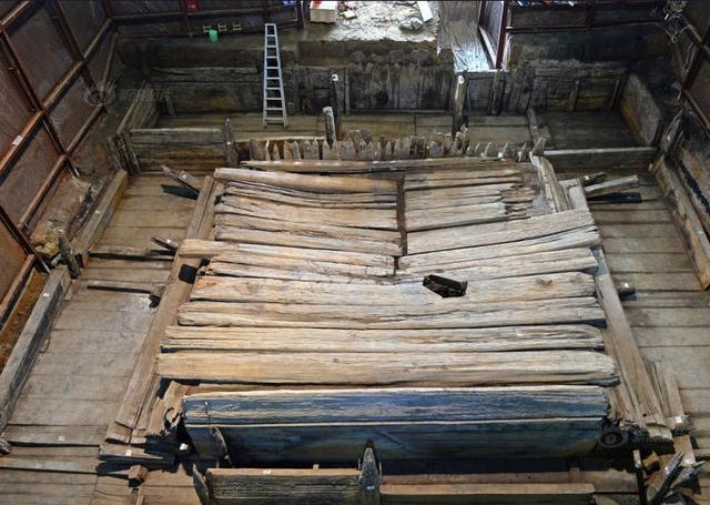 南昌市出土10余吨近200万枚五铢钱,数量惊人,什么墓群