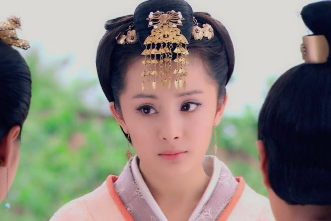 一生只为一人,影视剧中忠心不二的丫鬟,用性命保护女主角