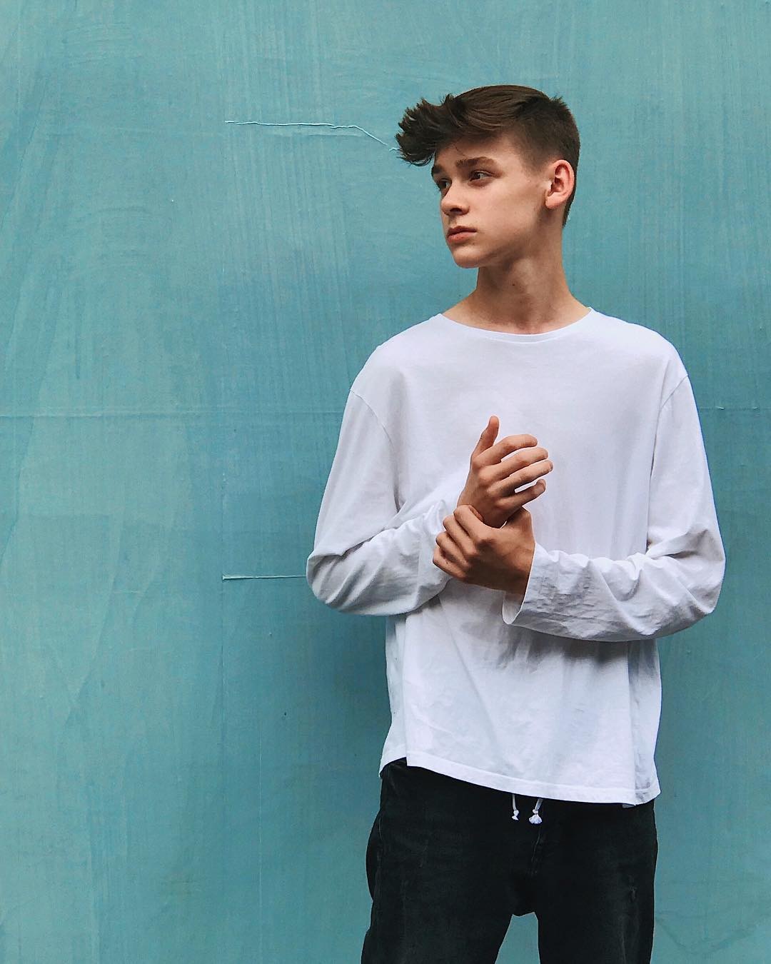 mike leon16 岁的德国歌手 mike leon 发表了自己的最新单曲 sie