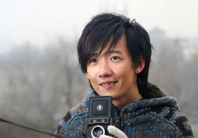 阿牛遭妻子嫌弃,整掉16颗牙齿,七年拍摄作品失败,妻子离开!