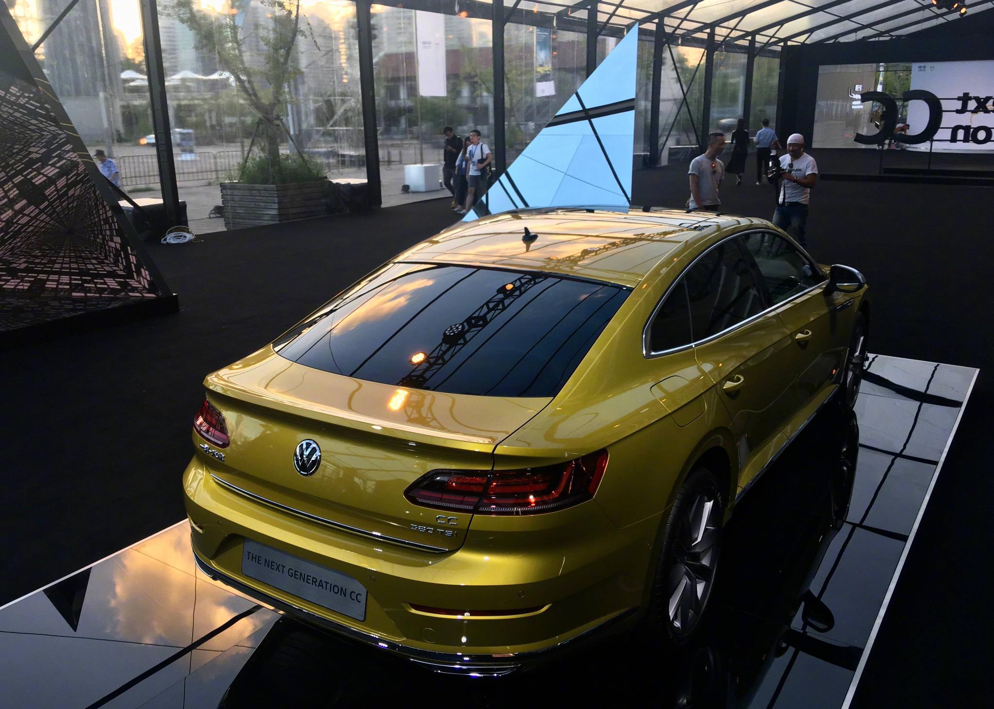 无框车门 掀背轿跑,全新大众cc上市售价25.28-30.98万元