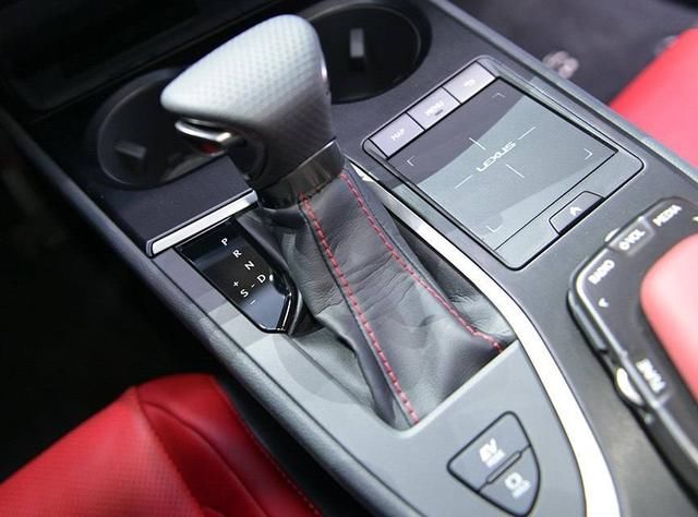 雷克萨斯全新suv,搭载自然吸气发动机,还买什么奔驰gla!