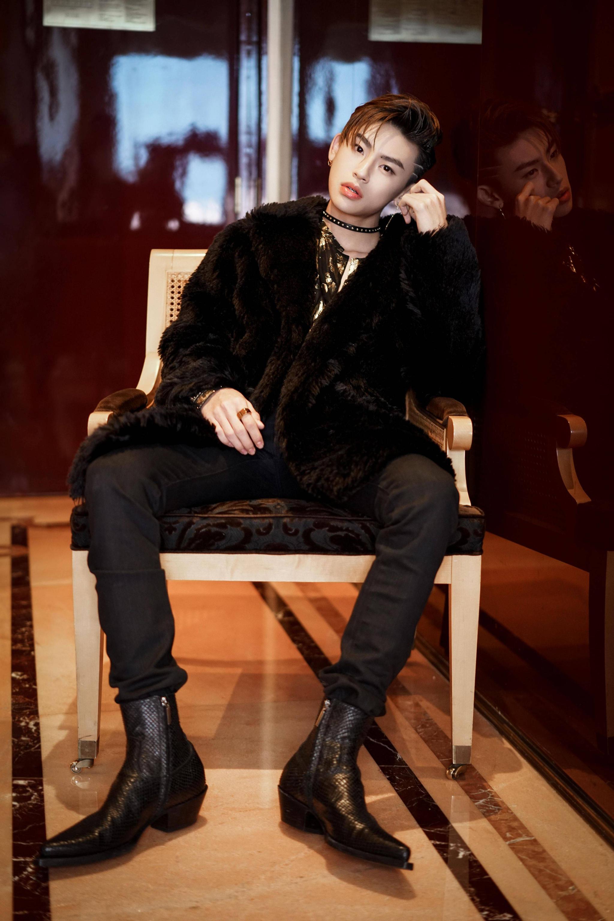 小鬼freestyle今天的小鬼帅呆了现场freestyle太酷了