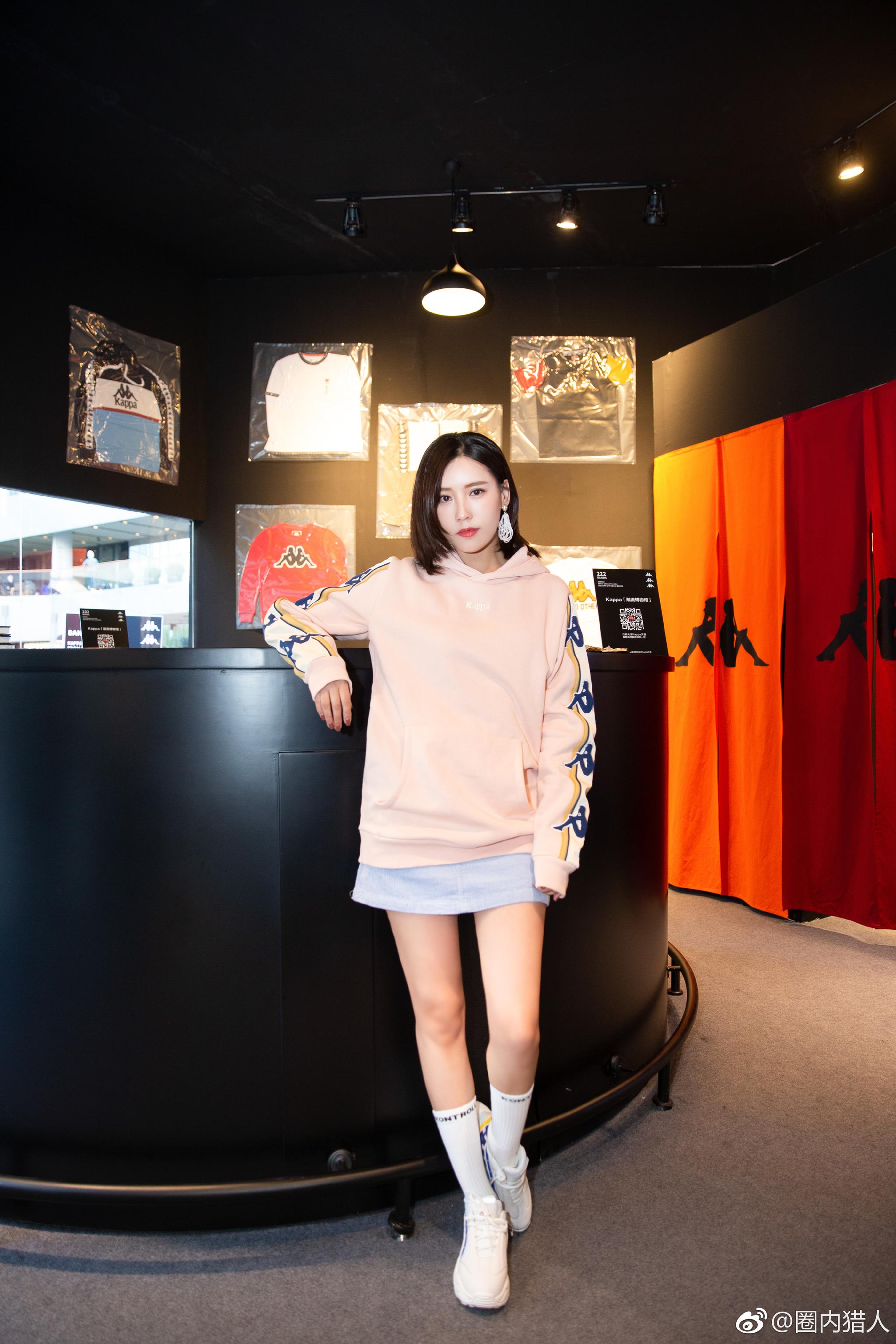 昨天三里屯kappa潮流博物馆迎来芝兰姑娘施予斐