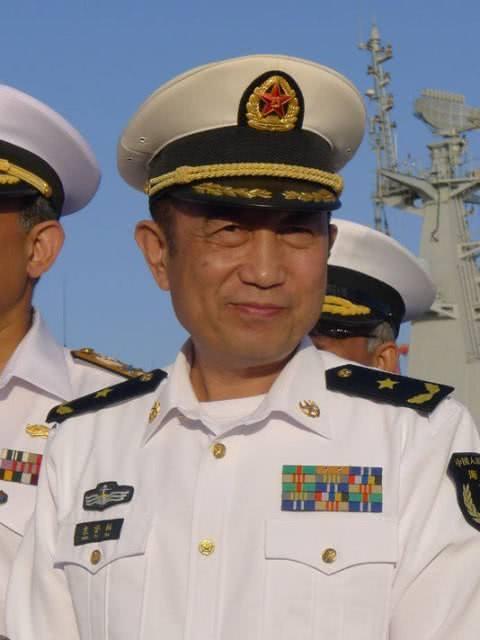 指挥学,军事运筹学等等,有很多国家还会专门建立一些指挥军官的专业