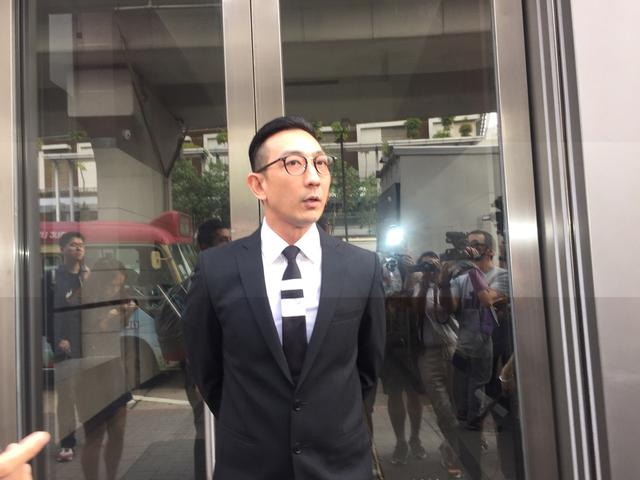 香港艺人酒驾求情法官体谅准爸爸心情法院不予以同情判停牌一年