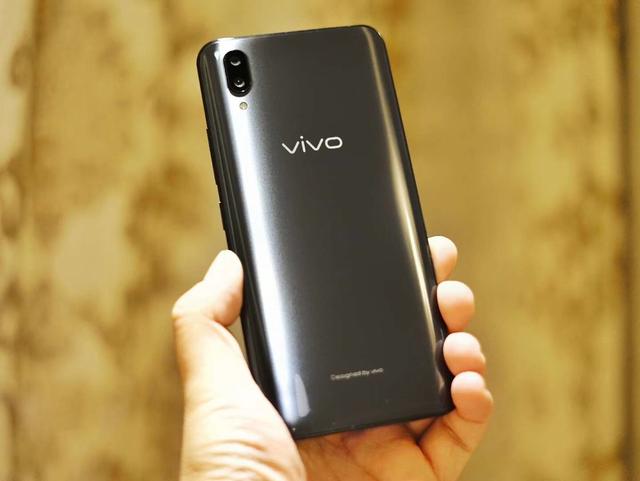 vivox21简单开箱屏幕点亮那一刻你会发现自己手机有多落后了