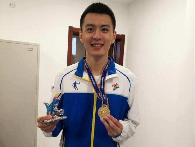 14年生涯,一支断臂,一枚戒指,一部传奇|杨鸣|cba|辽宁队_新浪新闻