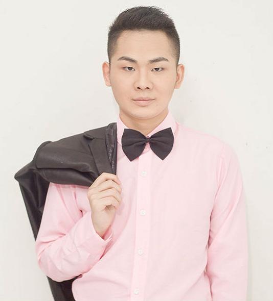 斗鱼lol洞主出门染头发网友如果不是绿色那毫无意义