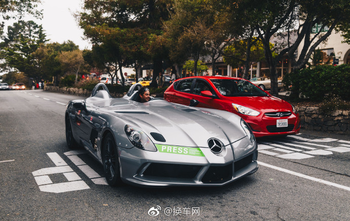 一组银色的奔驰slr mclaren,722 edition和非常少见的stirling moss