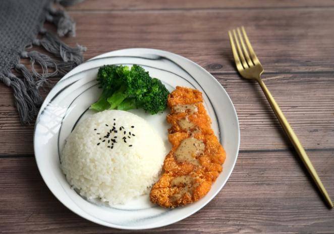 好吃美味的香酥鸡排饭的做法