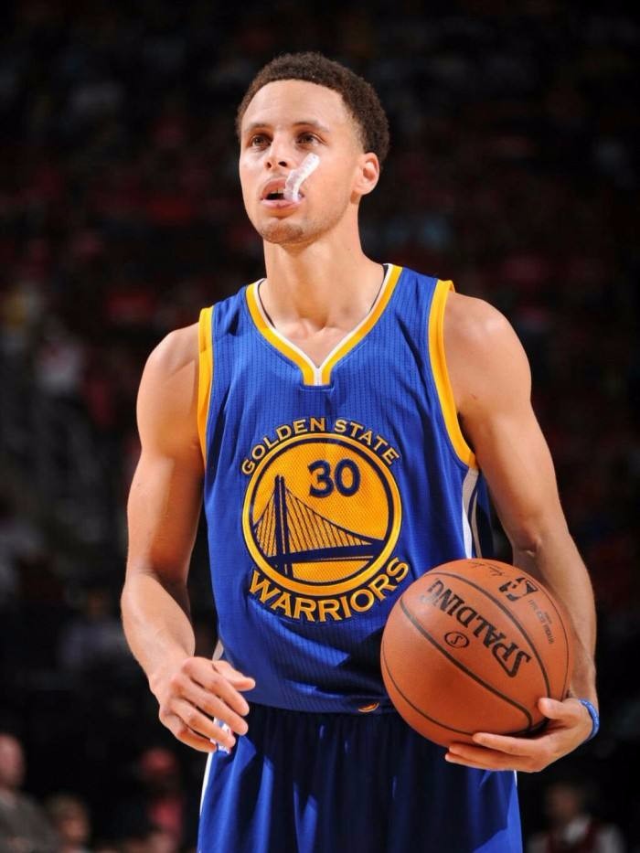 NBA金州勇士巨星斯蒂芬库里赛场精选30张高清图集|斯蒂芬_新浪新闻