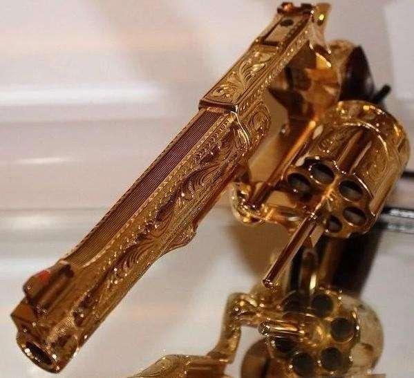 各种漂亮的手枪大集合都是枪械爱好者们的最爱