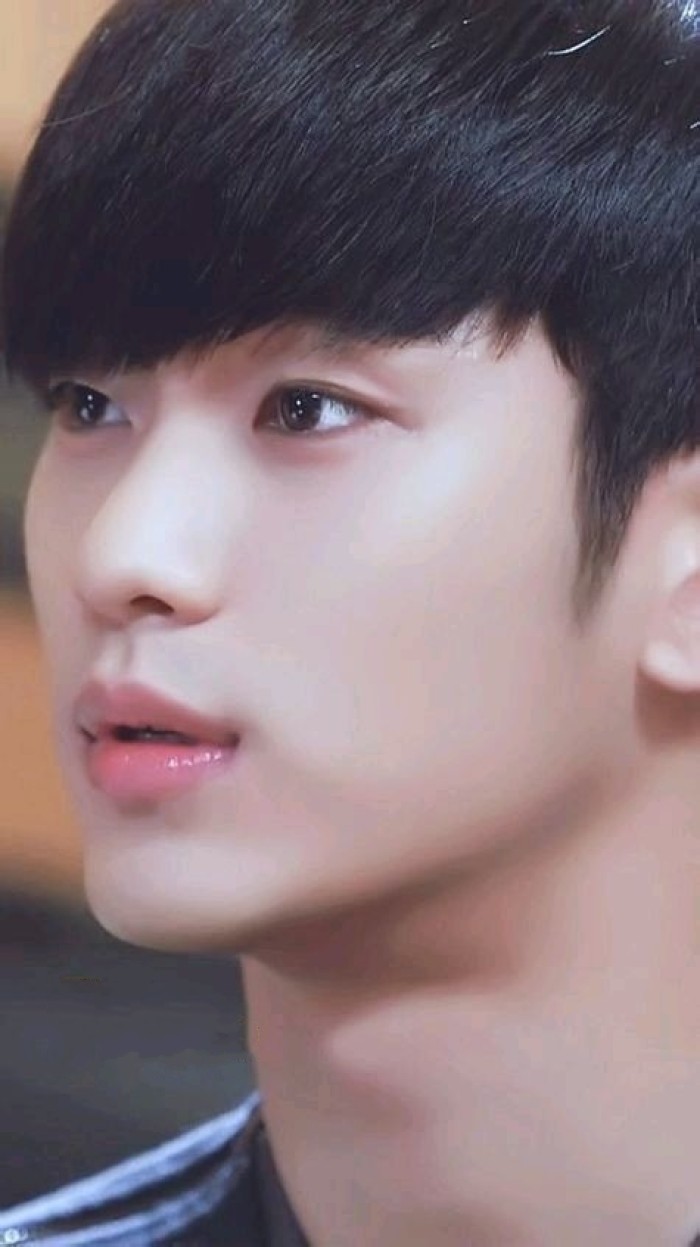 精选"都敏俊"金秀贤帅图,每张都可以做壁纸,好期待他赶快回归
