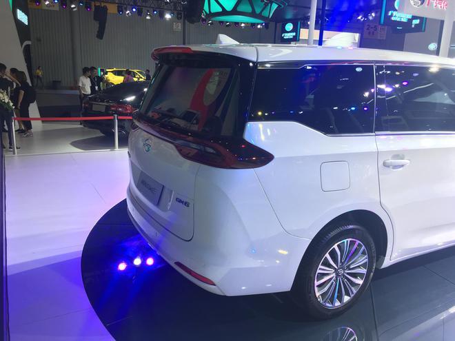 没有侧滑门的mpv 广汽传祺gm6亮相