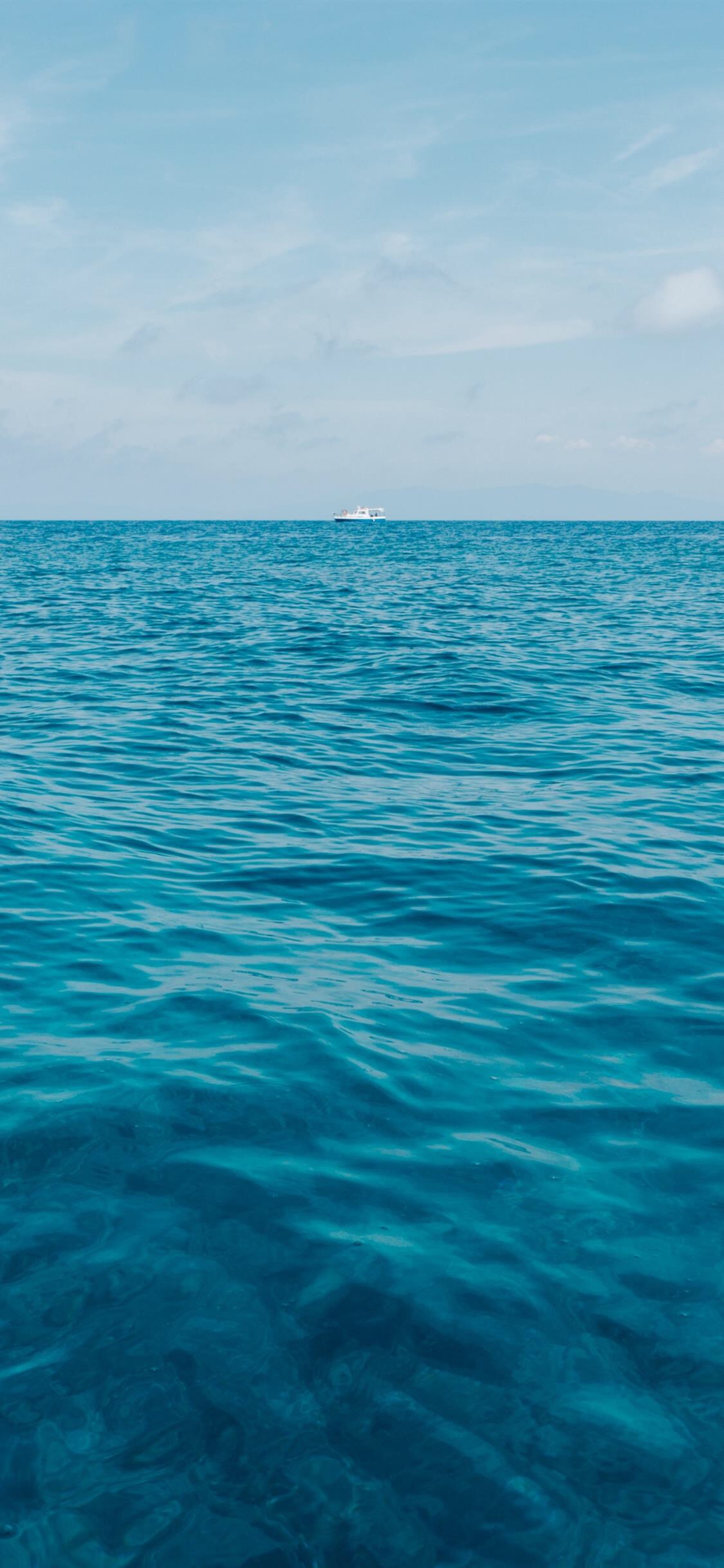 推送昨日的大海主题壁纸原图,欢迎下载