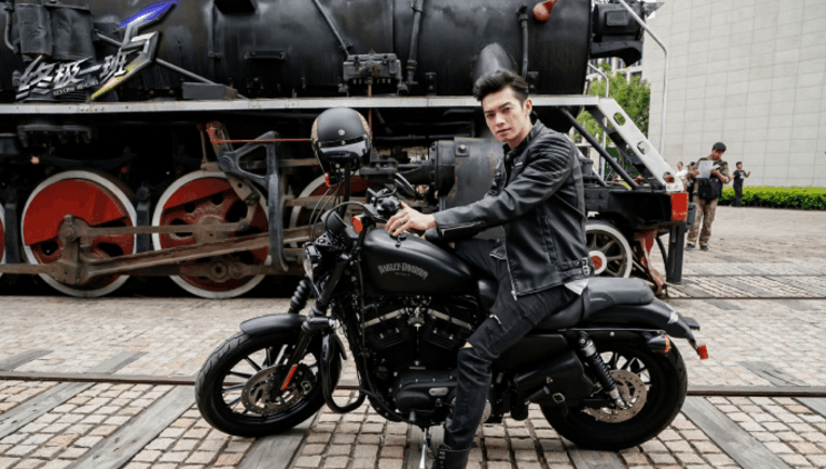 他是终极一班的金时空霸主汪大东都打不过却输给蓝斯洛