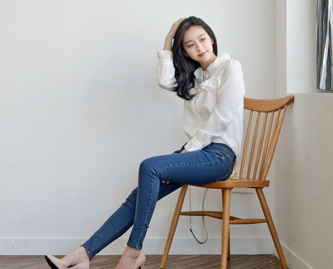 紧身裤这样穿搭真的好看吗女人就要打扮得淑女点