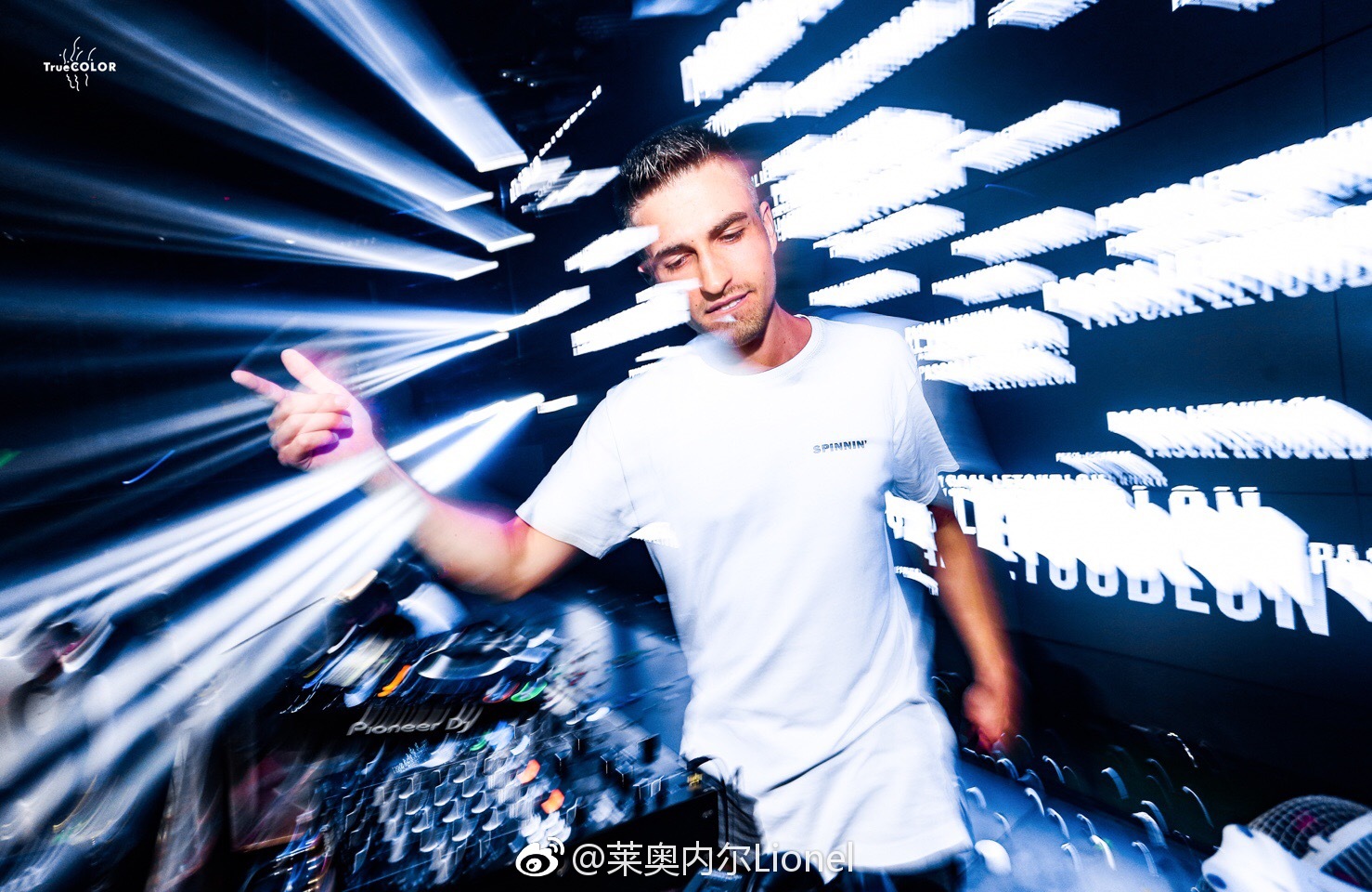 friendships制作人djpascalletoublon亚洲首秀