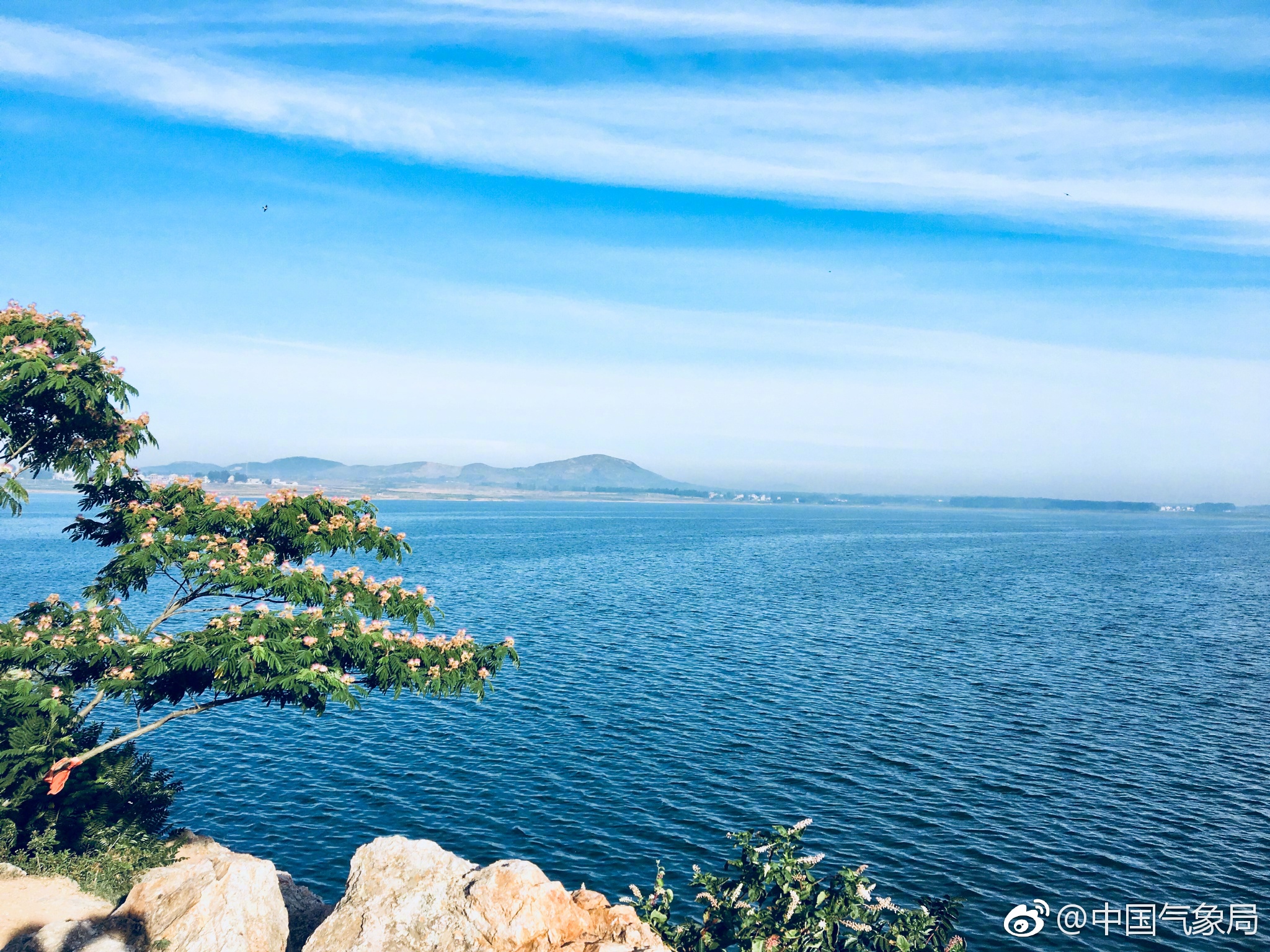 是否期待周日的清晨,就这么美的景象?坐标连云港赣榆塔山水库