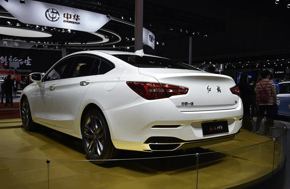 红旗h5开预售,车长近5米气势比肩迈腾,16万打破国产b级车诅咒