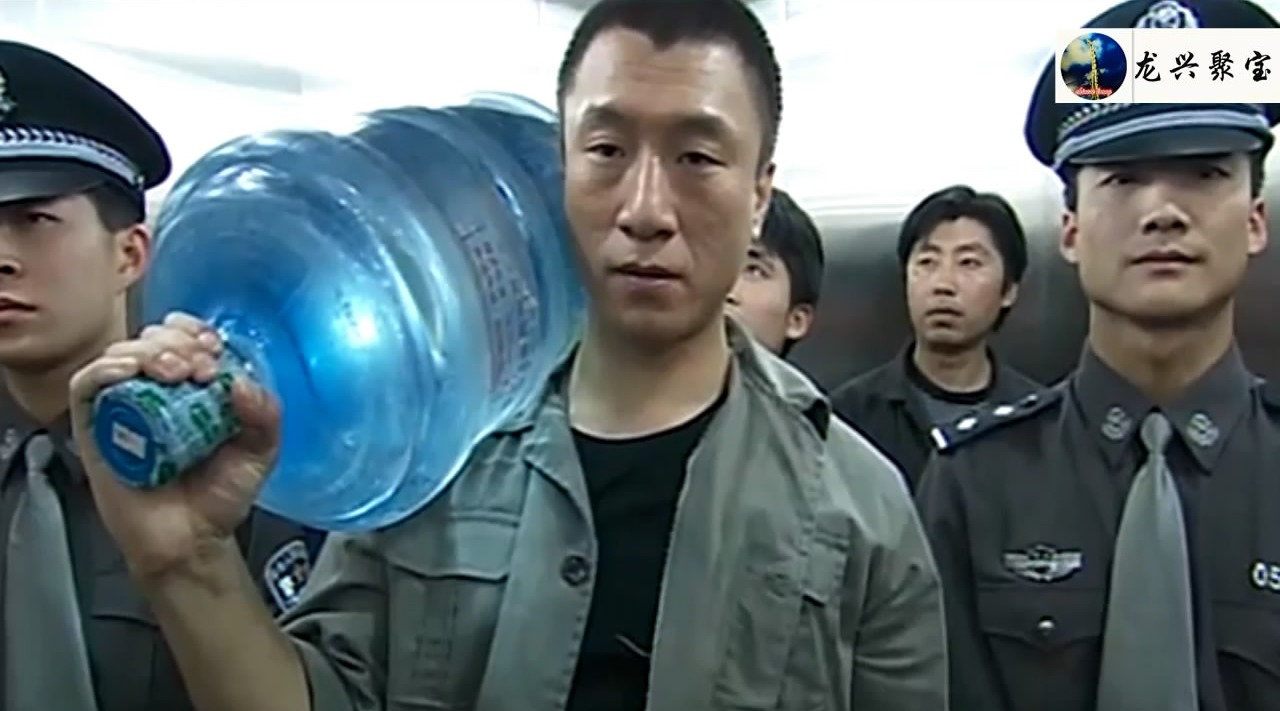 孙红雷《征服》:黑老大刘华强太欺负人了!不绳之以法天理难容