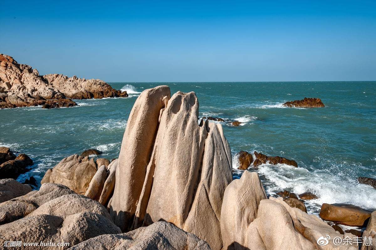 海南是我国最大的经济特区,地理位置独特,拥有