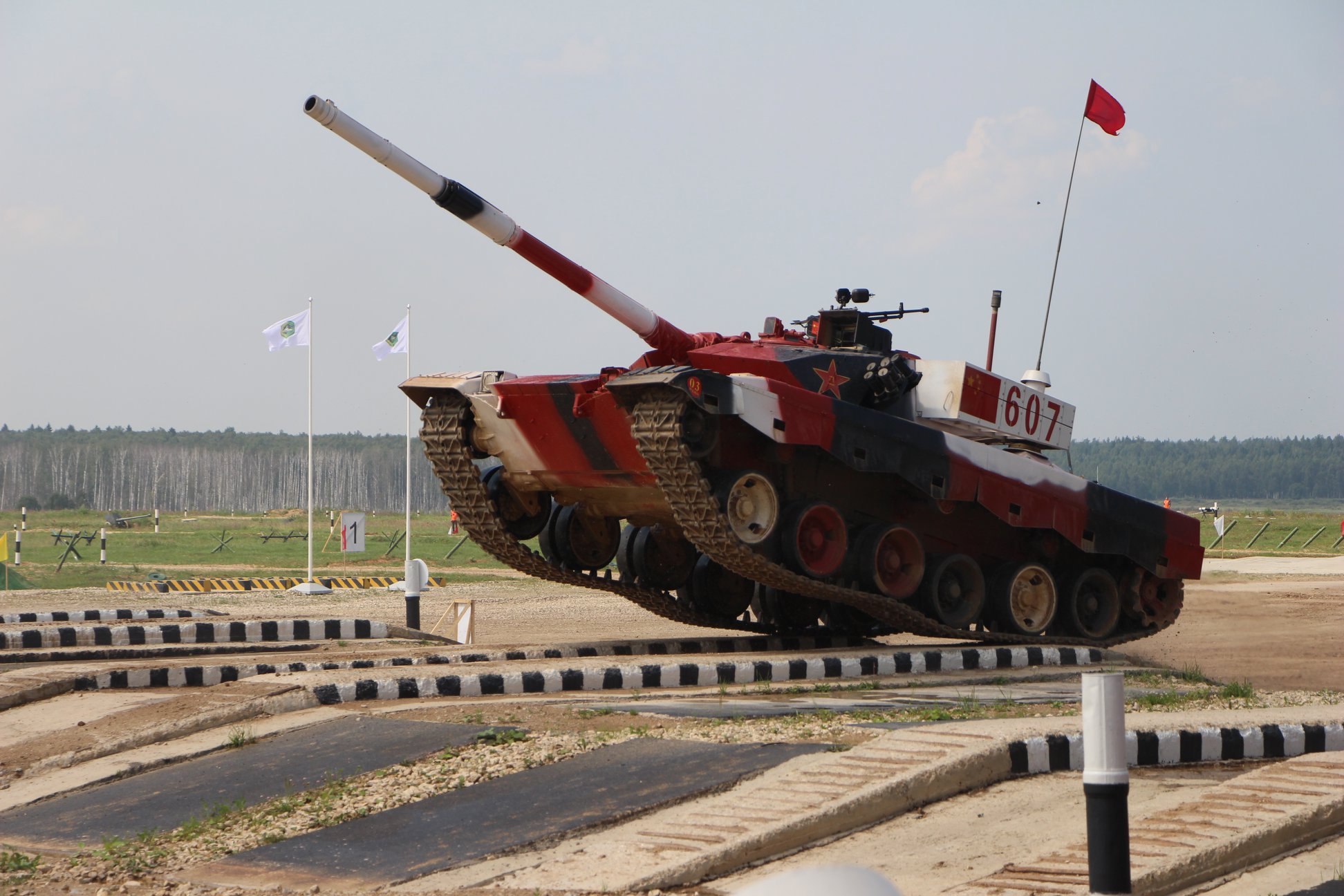 在首日的比赛上,第一小组的中国队,哈萨克斯坦队,科威特队和乌干达队