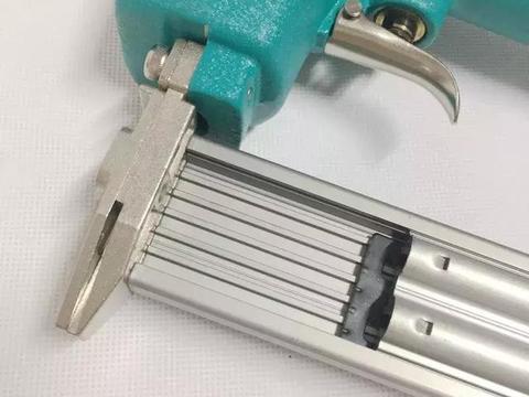 木工技术知识-气钉枪的卡钉因素分析|气钉枪|卡钉|钉枪_新浪新闻