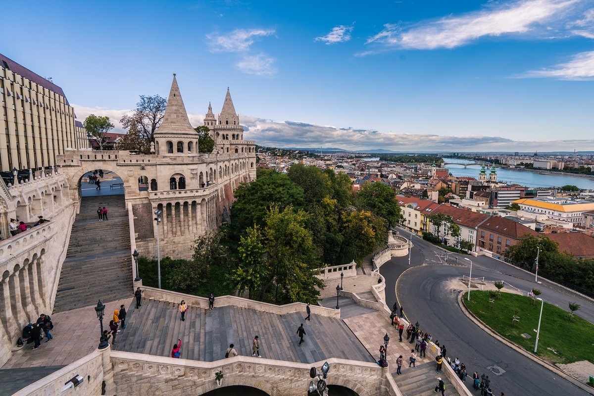 匈牙利城堡山风景