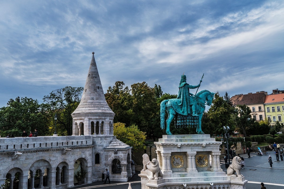 匈牙利城堡山风景