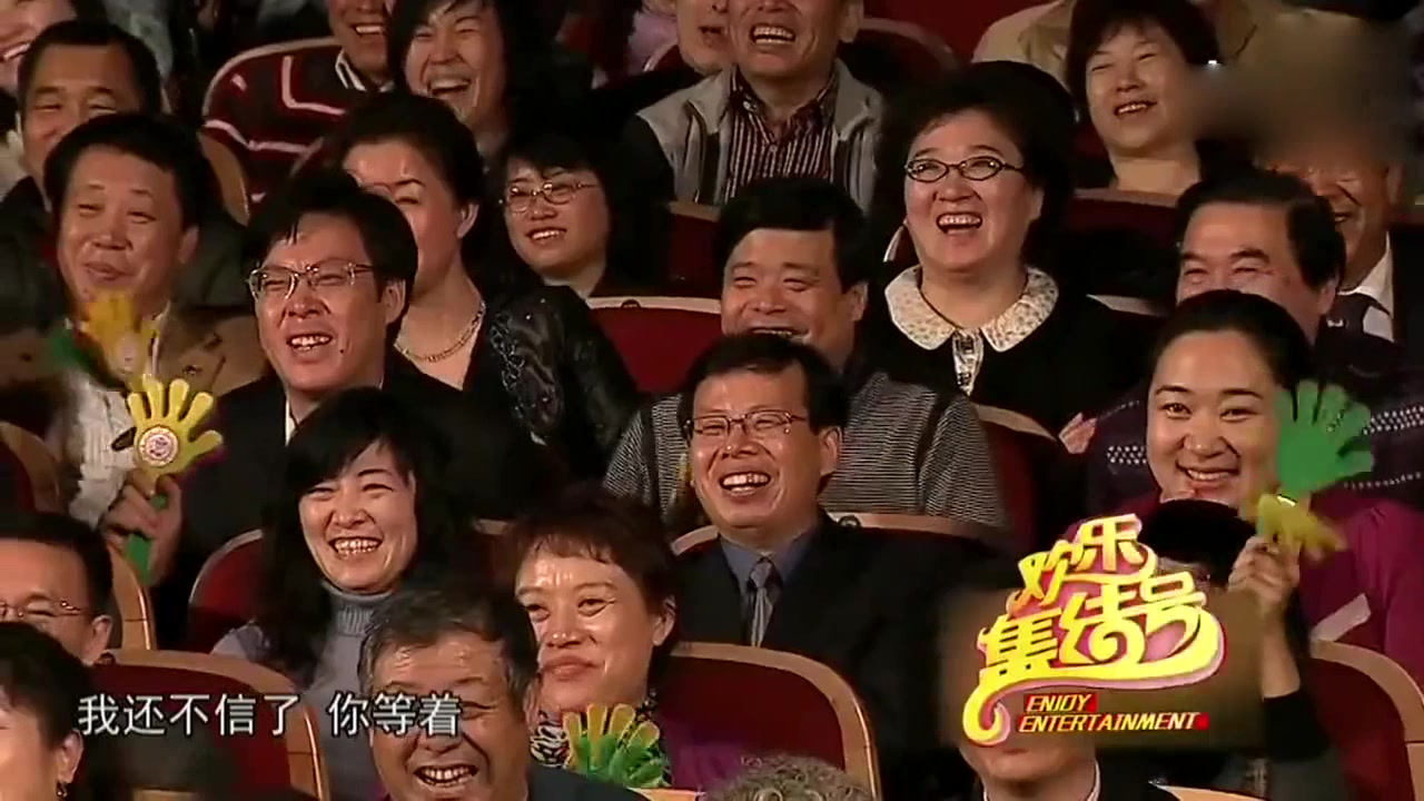 贾冰:堵车了?咱村就一条常年没人走的路,谁堵