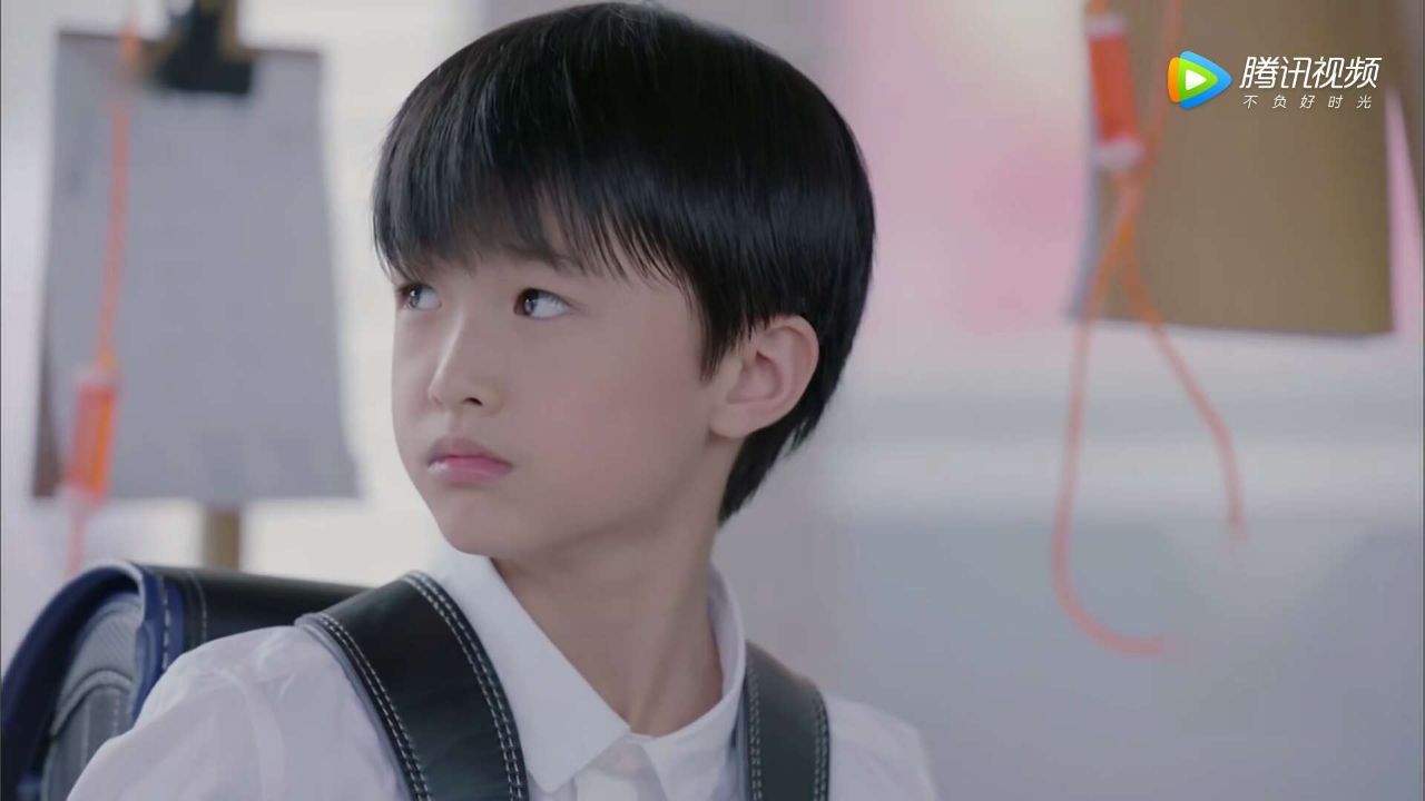 《凉生》开播,小演员惹人喜爱,而她只客串一场戏弹幕就被刷屏!