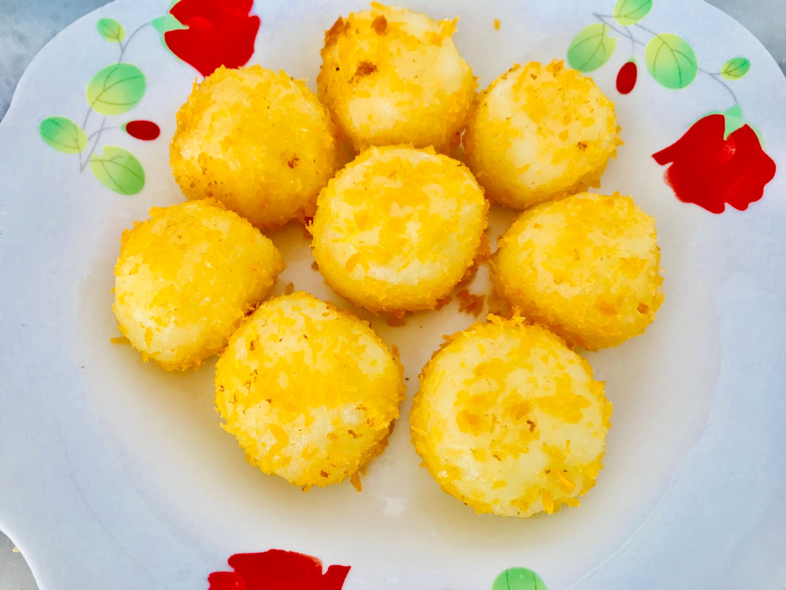 炸芝心黄金薯球,妈妈不用烤箱就能给宝宝做的美味甜点