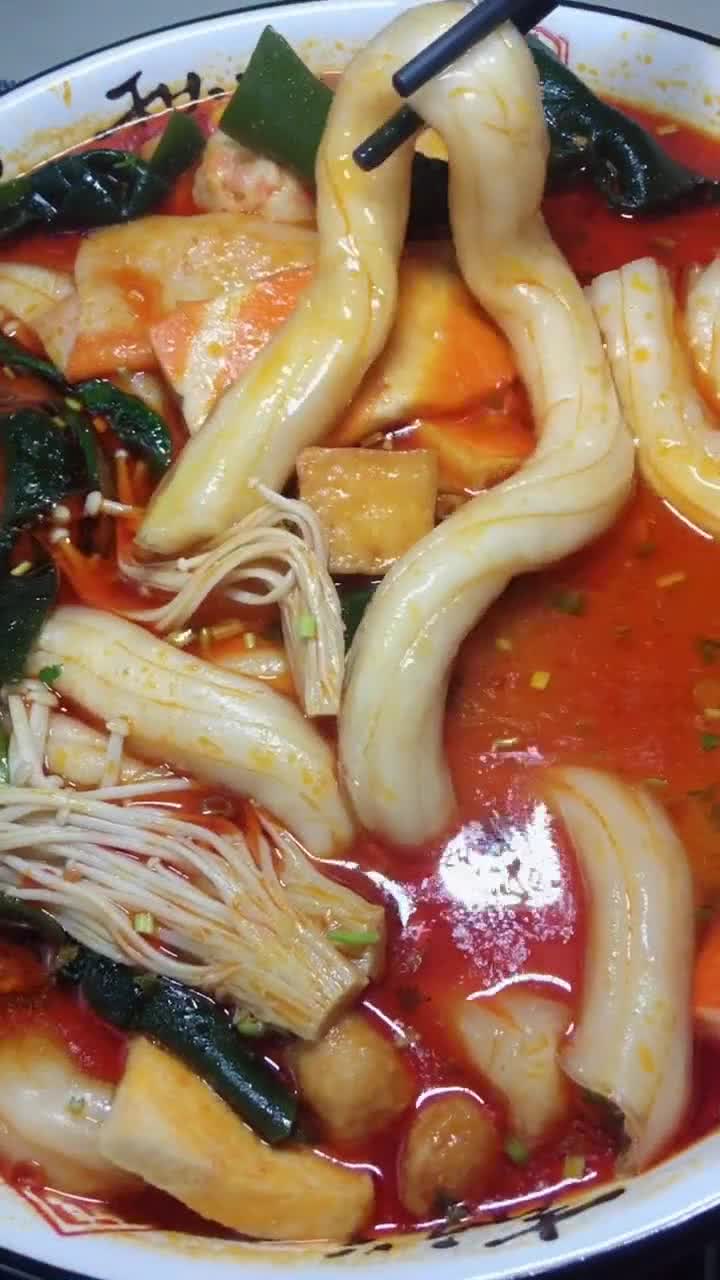 网红美食粉耗子,一种涮火锅的食材,没吃过的试一试