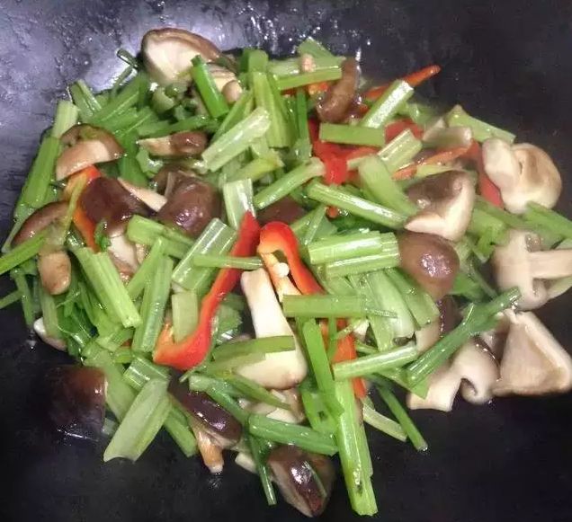 炒什么素菜好吃又简单?分分钟就可端上桌!